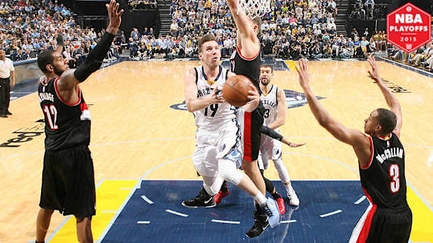 beno-udrih-career-night-grizzlies-game-1-win-blazers-nba-playoffs.jpg